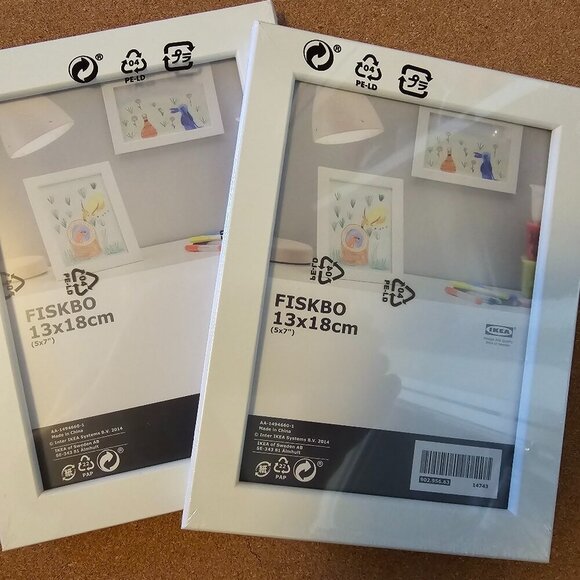 IKEA Fisko 5x7" White Photo Picture Frames 2 Pack Sealed - Picture 1 of 3